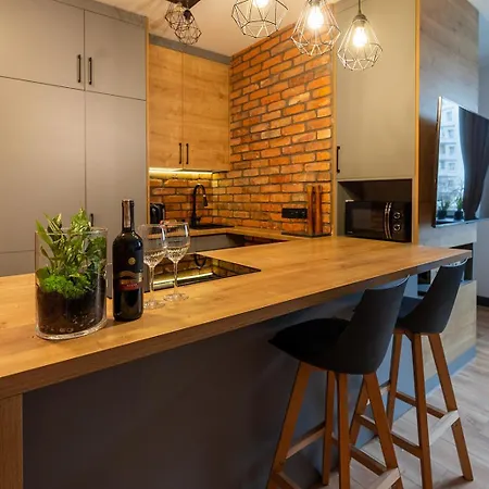 דירה Brick Loft Premium *