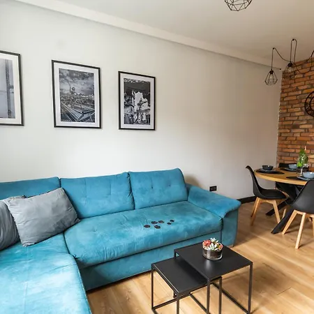 דירה Brick Loft Premium *